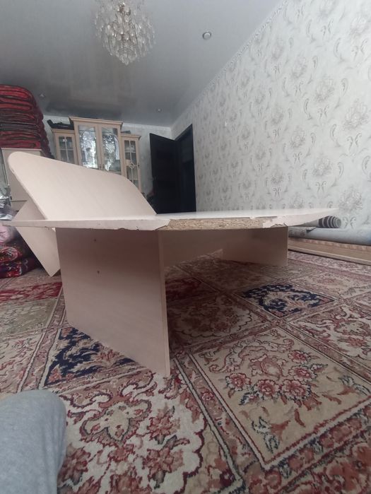 Продается стол (Стол сатылады)