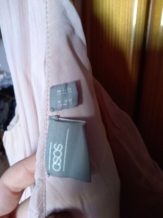 Нежна рокля Asos