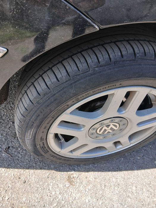 Гуми с джанти 16 "VW