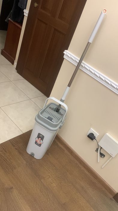 Ведро со шваброй