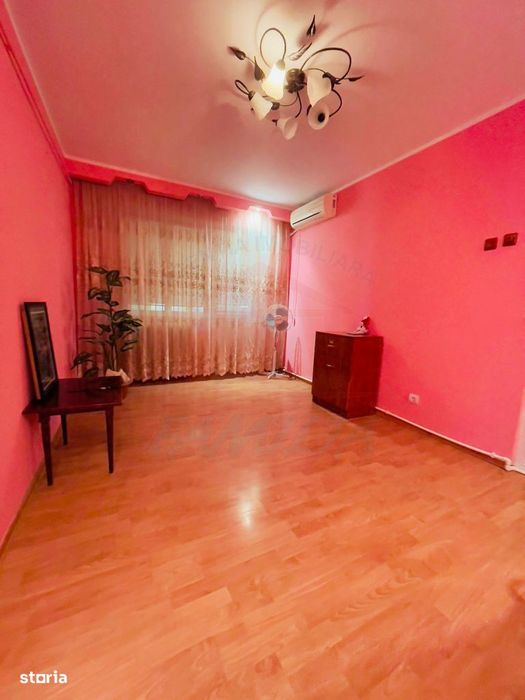 De vânzare apartament 2 camere – Micro 38, Galati