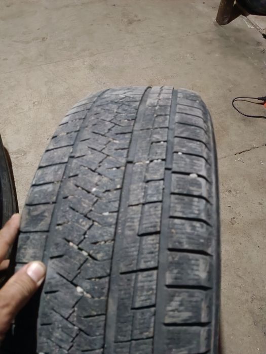 Продам шины на внедорожник