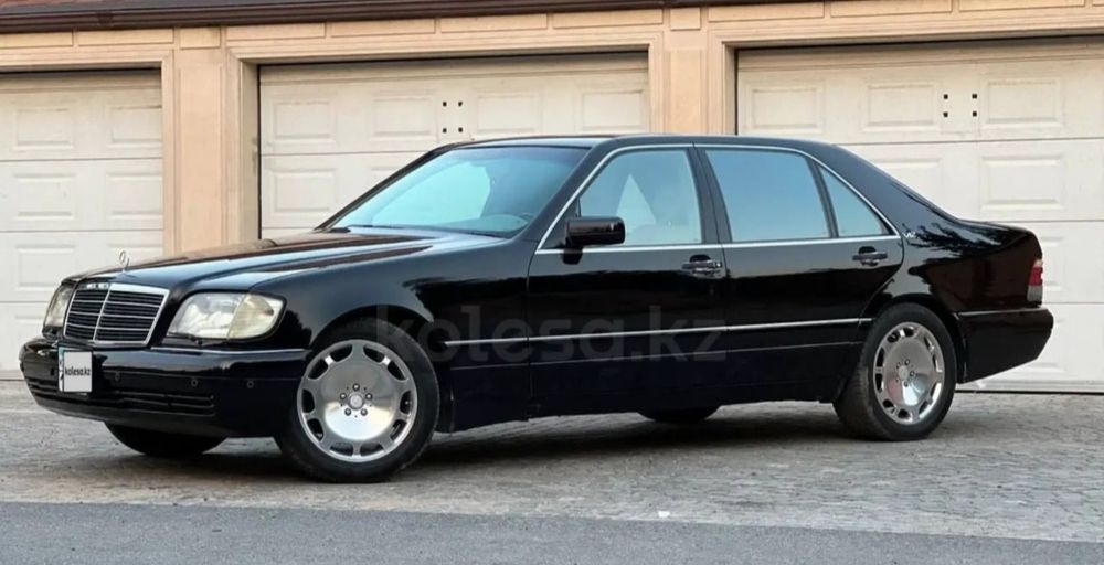 легендарный мерседес бенс 1998год лонг кабан