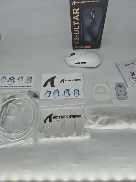 Mouse Gaming ATTACK SHARK X8 Ultra 8K, PAW3950, Alb - Grad E
