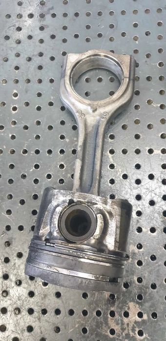 piston cu biela ford focus 2 1.6 tdci hhda