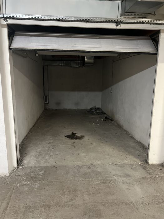 Собственик отдава под наем подземен гараж в Дианабад