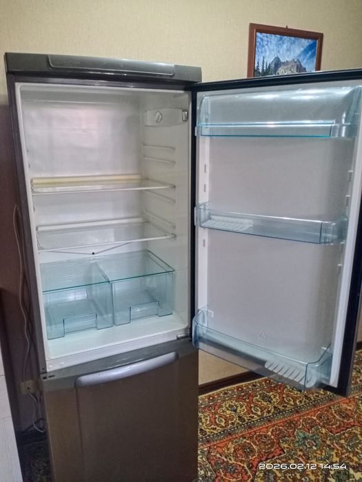 Продам холодильник бу