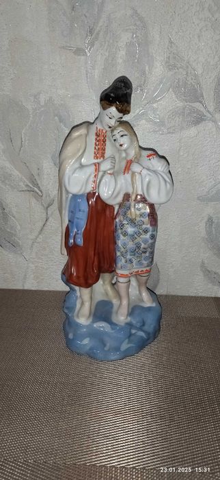 Статуэтка " Майская ночь ". СССР.