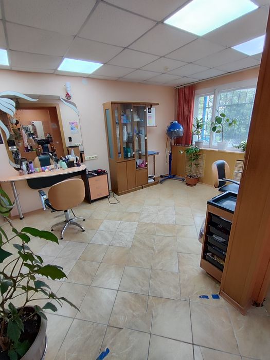 Продается Салон красоты/ Парикмахерская "Лада"