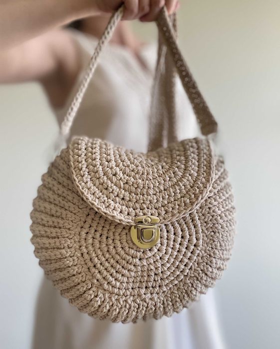 Лятни плетени чанти