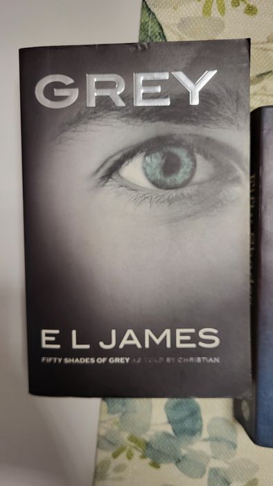 Fifty of Grey trilogy E.L.James