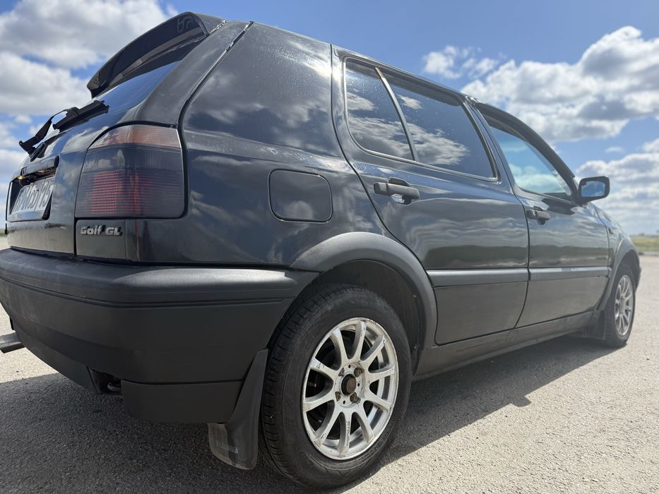 Продам VW Golf 3