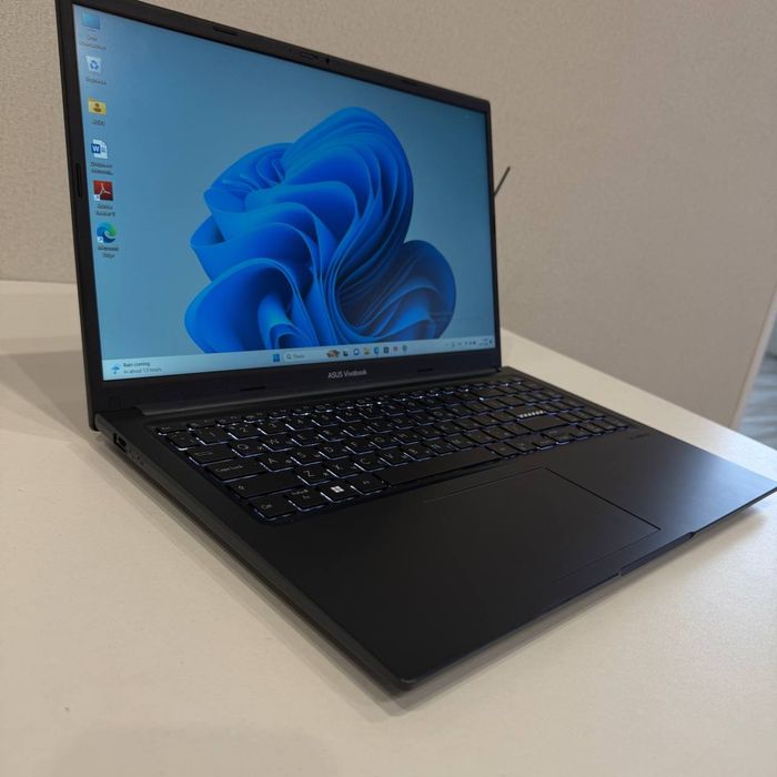 ноутбук Asus новый
