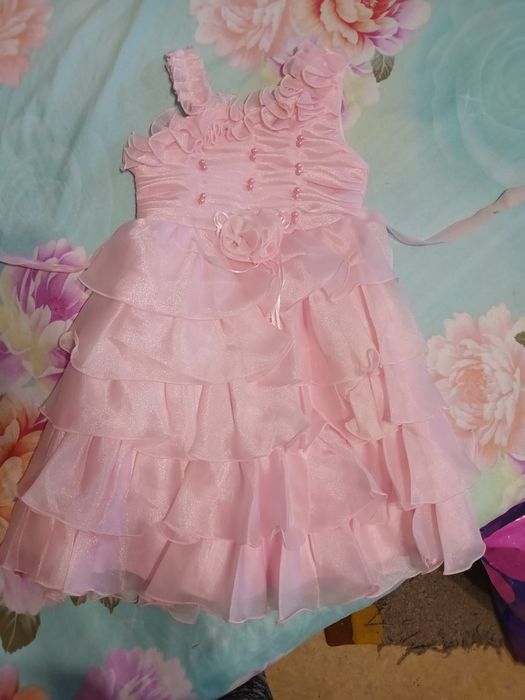 Платья для девочек