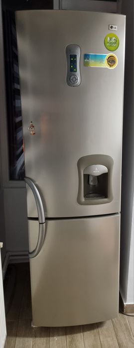 Combina frigorifica LG