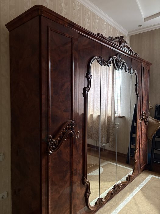 Продам шкаф и идеальном состоянии