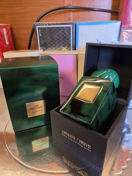 ARMANI prive vert... с лек дефект