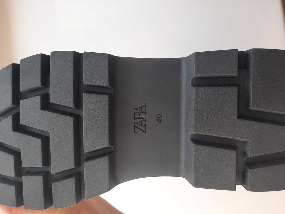 Сапоги ZARA Новые