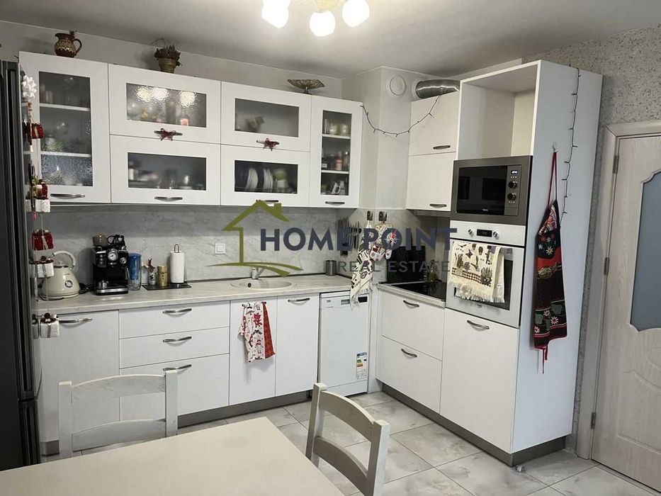Продава се Тристаен апартамент в Варна, Трошево - 125 кв.м за 1384 €/кв.м - Снимка #6