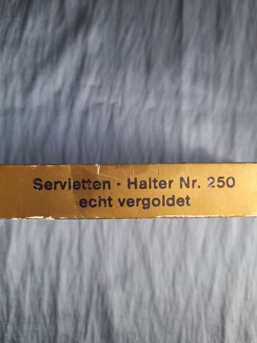 Медальони  от сребро и бронзови подкови