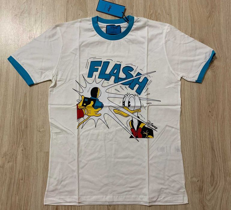 Нови тениски с етикети GUCCI x Disney flash налични в черно и бяло