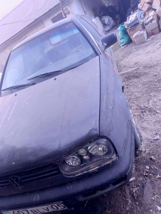 Volkswagen Golf.