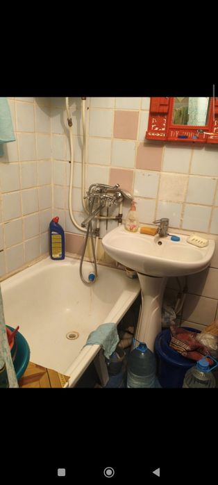 Продаю квартиру возле Халык банка