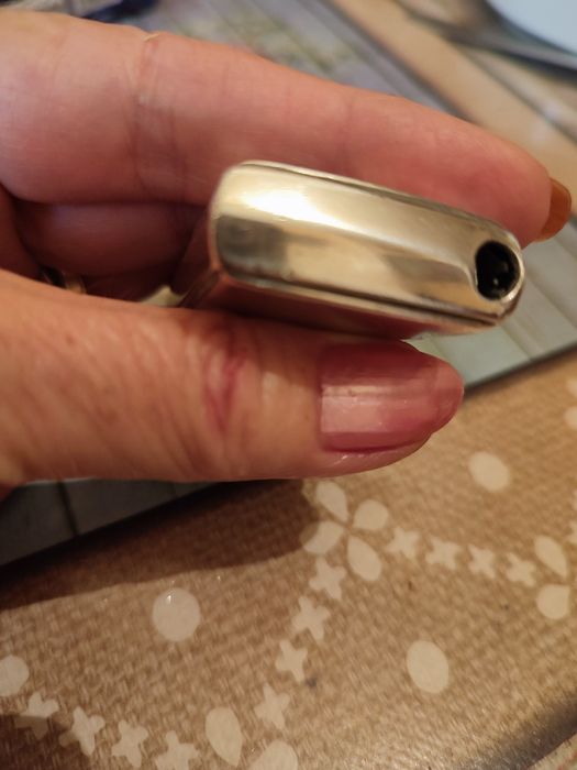 Brichetă Ronson Varaframe, electronic, argintată