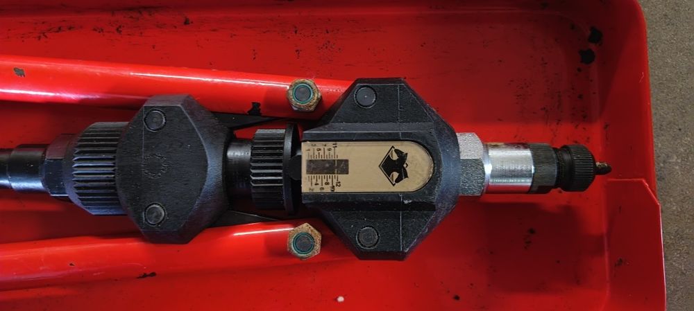 Нитачка за гайки Masterfiks MFX 511 combi