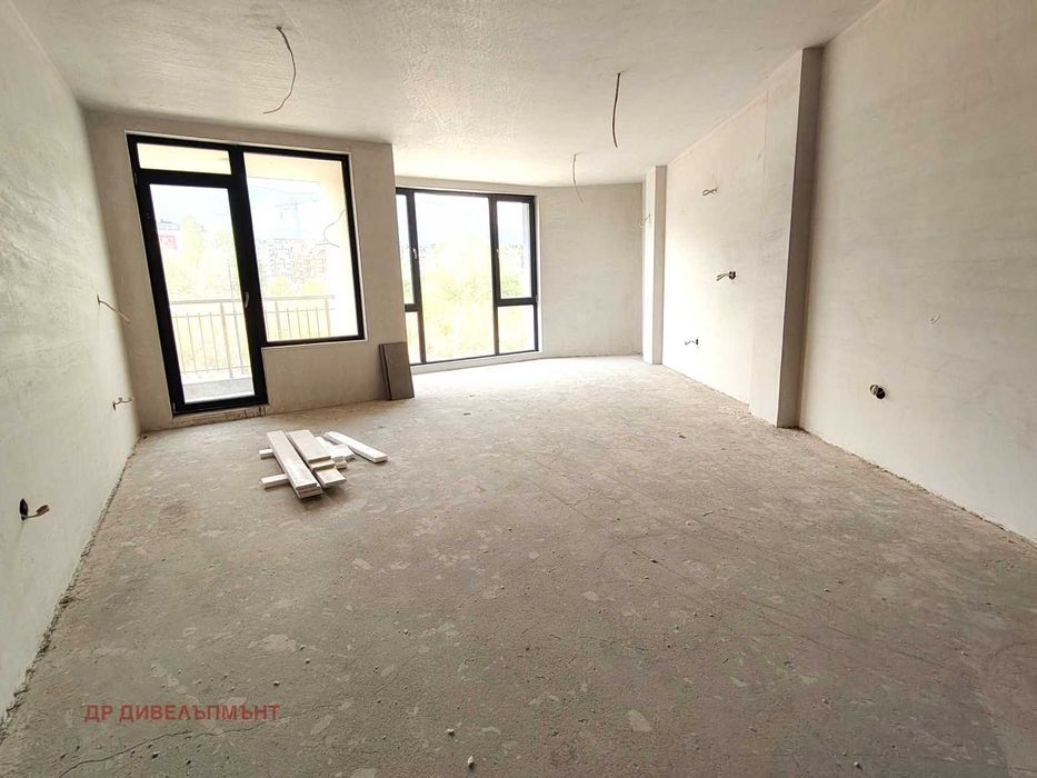 Продава се Тристаен апартамент в София, Манастирски ливади - 118 кв.м за 2534 €/кв.м - Снимка #1