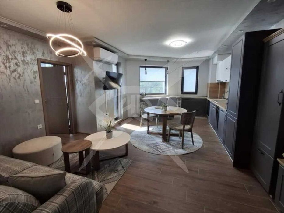 Дава се под наем Двустаен апартамент в Варна, Бриз - 68 кв.м за 850 € - Снимка #1