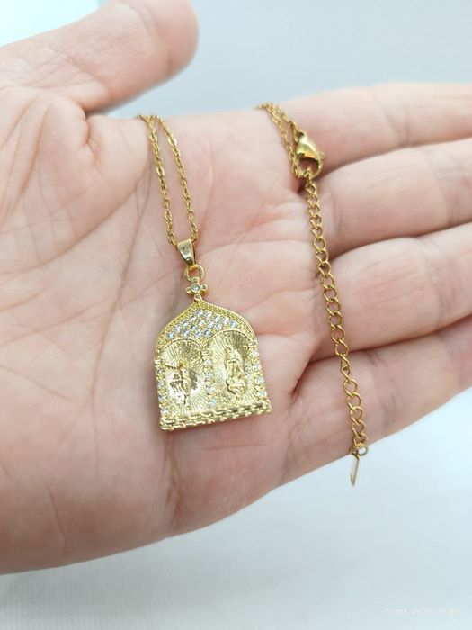 Lanturi placate cu aur