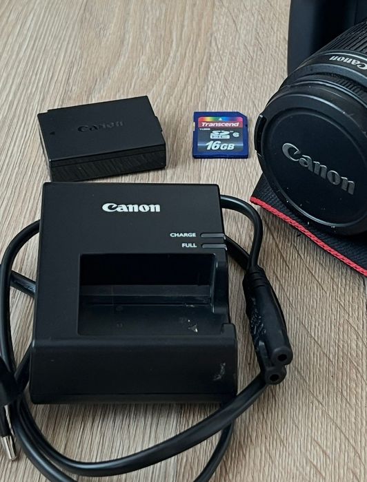 Фотоаппарат Canon EOS 1100D