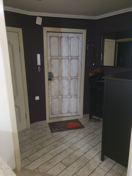 Продам 4-х улучшенную квартиру