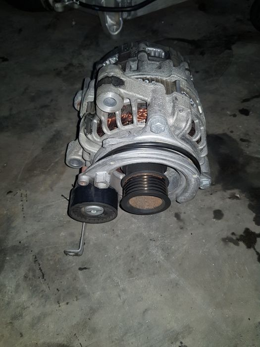 Alternator 250A B57D30C 5.0D M50D bmw g30 g31 g11 g12 g32 seria 5 6 7