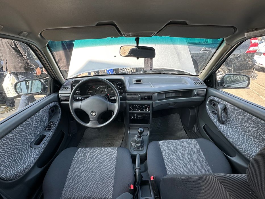 Other Nexia 2001 — 6