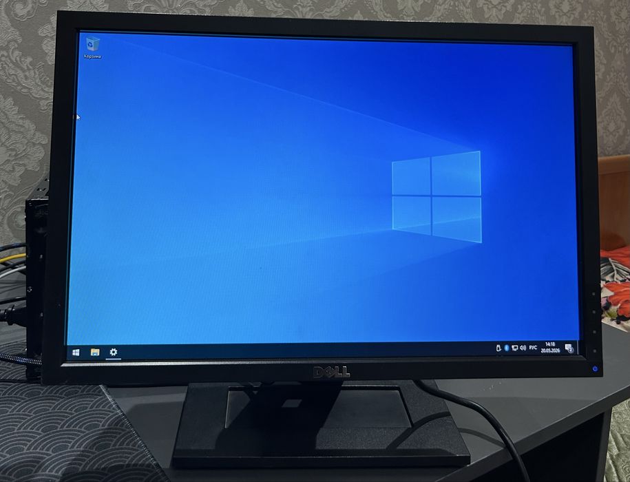 Монитор DELL 20дм
