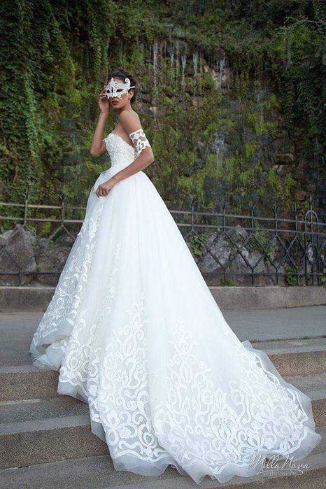 rochie de mireasa Milla Nova, deosebita, marimea 38-40