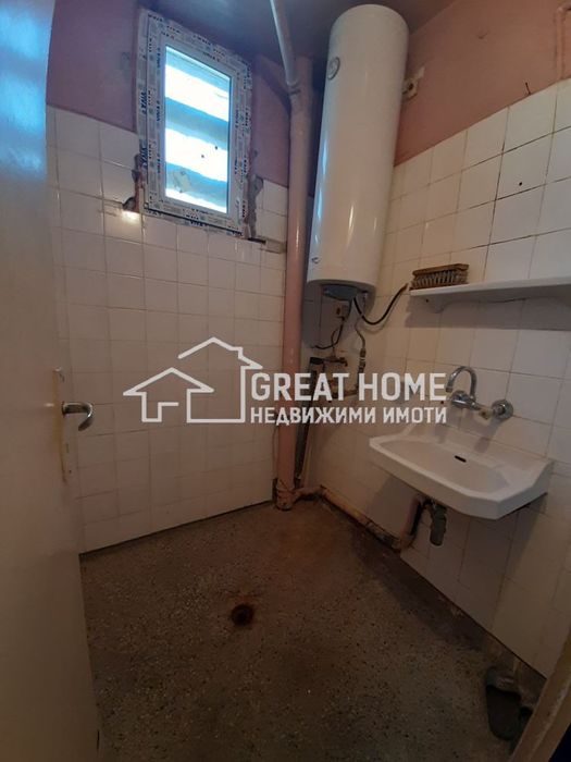 Продава се Четиристаен апартамент в Търговище, Вароша - 90 кв.м за 935 €/кв.м - Снимка #5