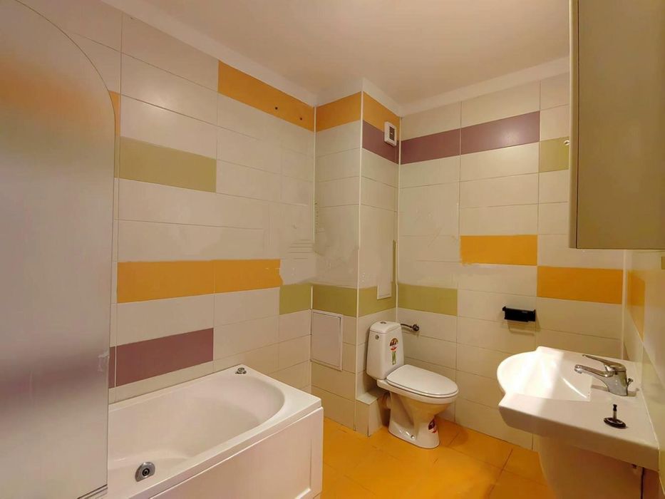 Дава се под наем Тристаен апартамент в София, Зона Б-5 - 120 кв.м за 750 € - Снимка #6