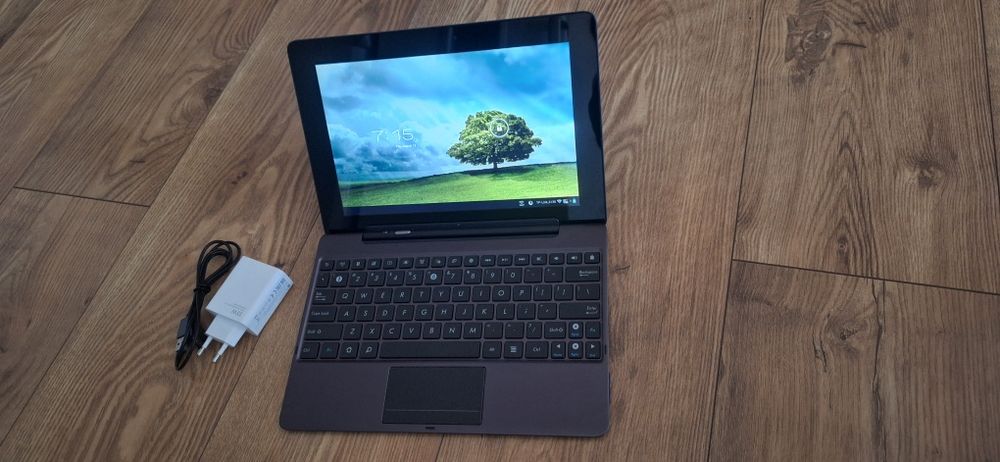 Vand laptop 2-1 (tableta) ASUS TF 201