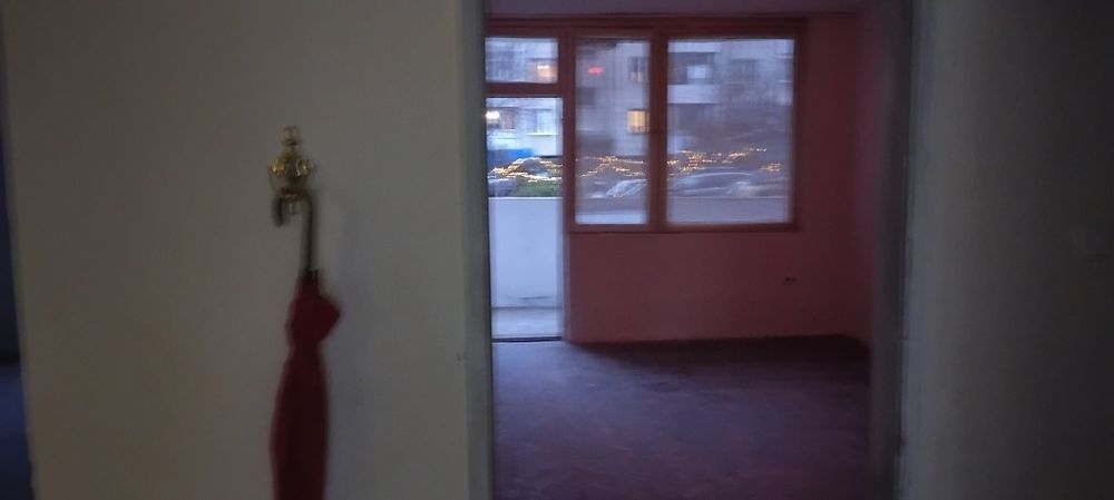 Дава се под наем Тристаен апартамент в Бургас, Център - 94 кв.м за 166000 € - Снимка #3