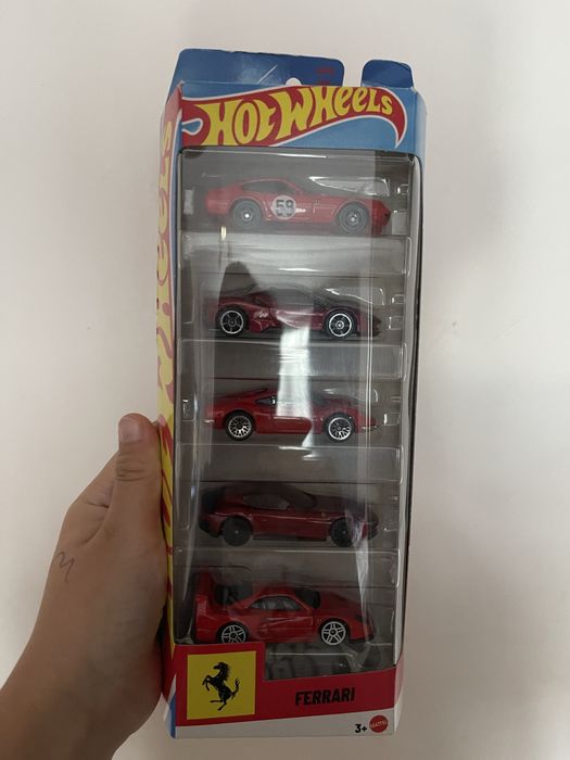 Hot wheels хот вилс 5-ти пак с заломкой