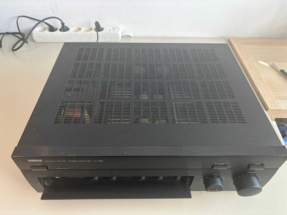Amplificator Yamaha AX 590   8 Ohm: 2 x 100 Watts