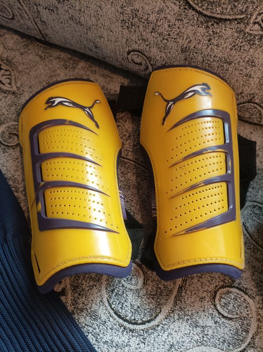 Бутонки,кори и гети