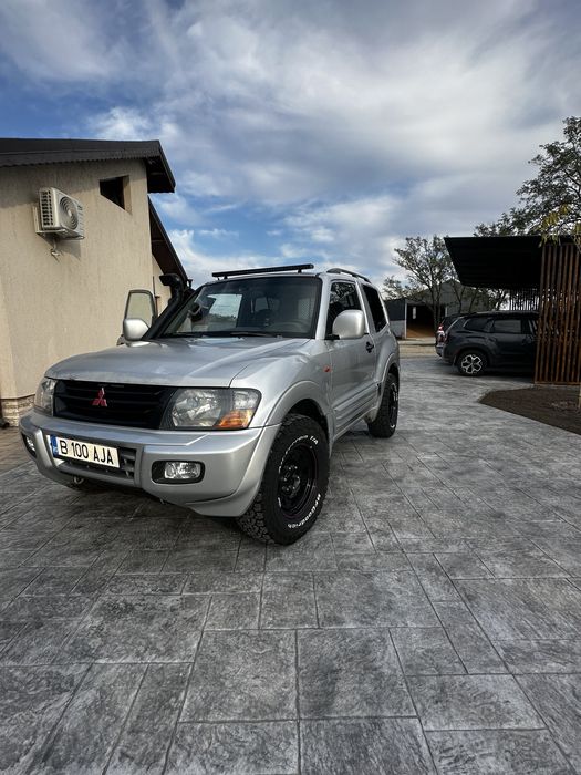 Mitubishi Pajero MK3