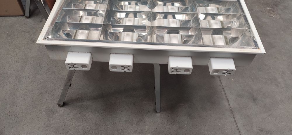 Лампи 60/60 за окачен таван