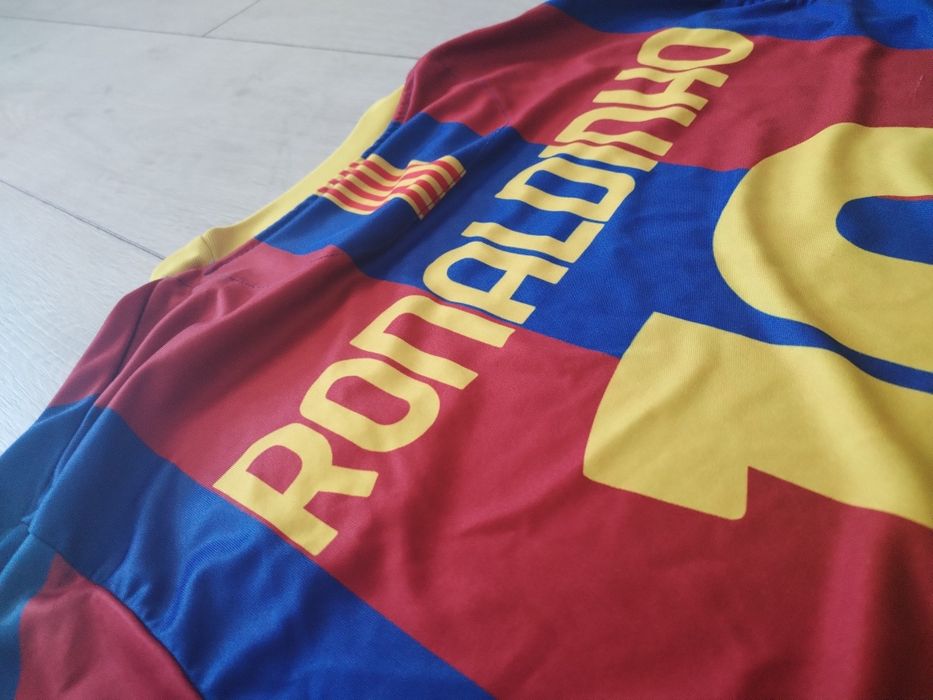 Тениска наRonaldinho барса