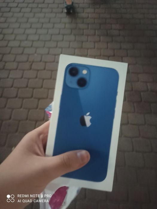 Продам айфон 13 на 256