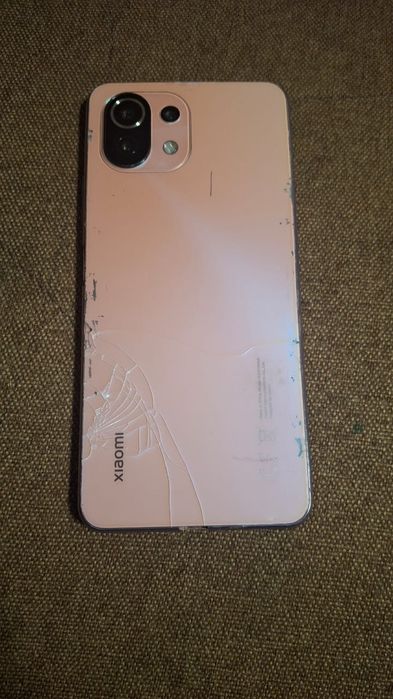 Mi 11 Lite 128gb 6gb в нормальном состоянии